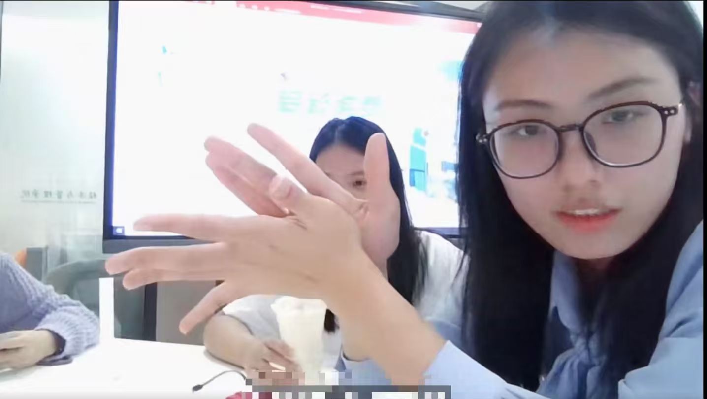 和伙伴们的搞怪日常